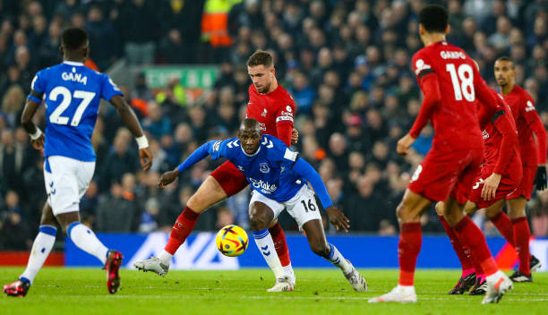 备巨大影响 备巨大影响